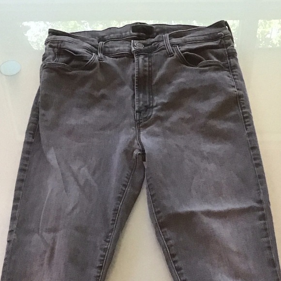 Mother Jeans The Stunner Zip Ankle Step Fray Lighting Up Lanterns Gray Denim 28 - Picture 2 of 6